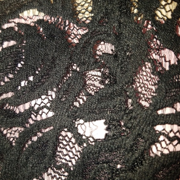 Alice + Olive Black Lace Evening Gown - Picture 5 of 6